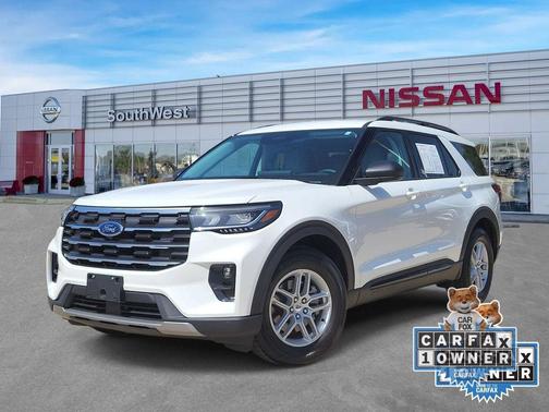 Star White Metallic TC 2026 Ford Explorer Active