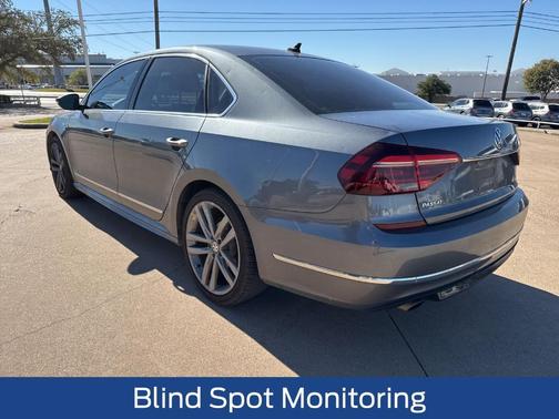 2017 Volkswagen Passat 1.8T R-Line