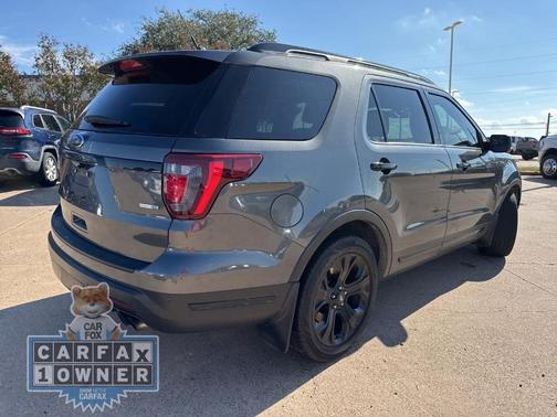 2019 Ford Explorer sport