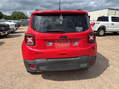Colorado Red Clearcoat 2022 Jeep Renegade Altitude