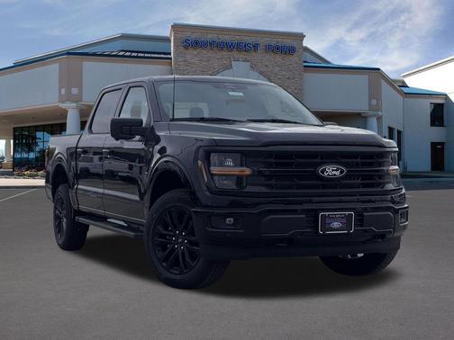 Agate Black Metallic 2026 Ford F-150 XLT