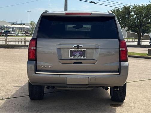 Pepperdust Metallic 2017 Chevrolet Tahoe Premier