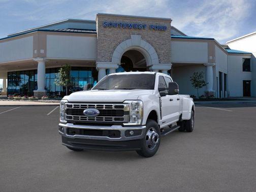 2026 Ford F-350 XLT