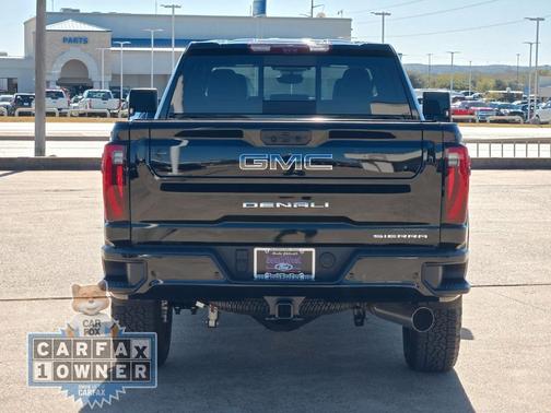 2025 GMC Sierra 2500 Denali Ultimate