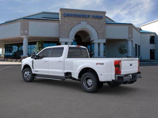 2025 Ford F-350 Lariat Super Duty
