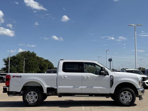 Oxford White 2026 Ford F-250 XLT