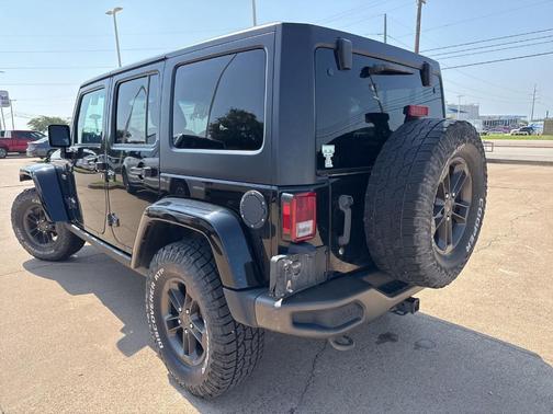 2016 Jeep Wrangler Unlimited Sahara