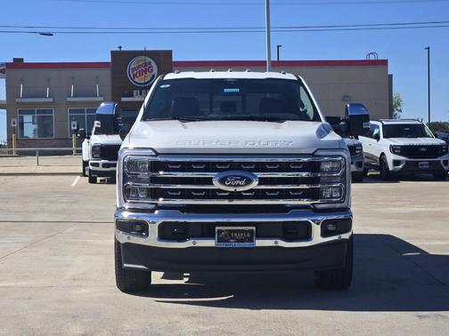 2026 Ford F-350 Lariat Super Duty