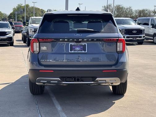 Vapor Blue 2026 Ford Explorer Active