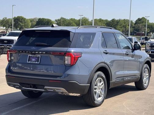 Vapor Blue 2026 Ford Explorer Active
