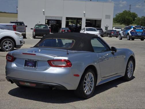 2018 FIAT 124 Spider Classica
