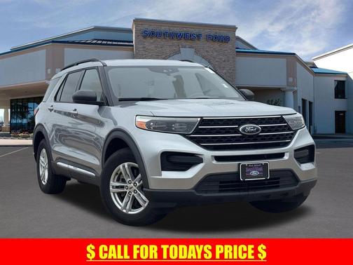 ICONIC SILVER METALLIC 2020 Ford Explorer XLT