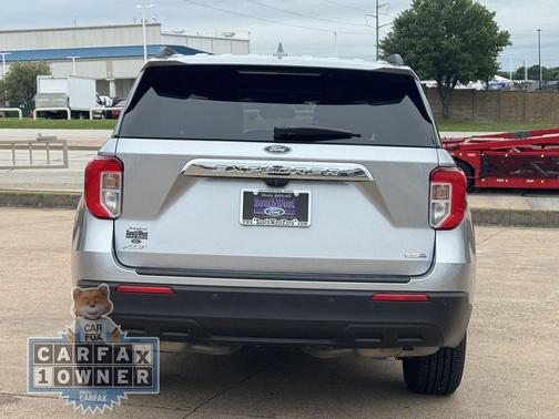 ICONIC SILVER METALLIC 2020 Ford Explorer XLT