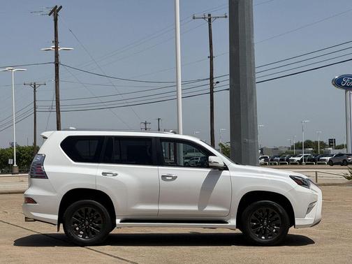 Starfire Pearl 2020 Lexus GX 460 Premium