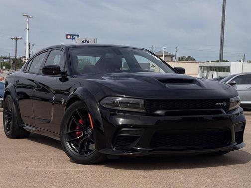 Pitch Black Clearcoat 2023 Dodge Charger SRT Hellcat Widebody Jailbreak