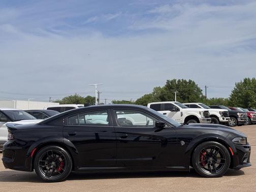 Pitch Black Clearcoat 2023 Dodge Charger SRT Hellcat Widebody Jailbreak