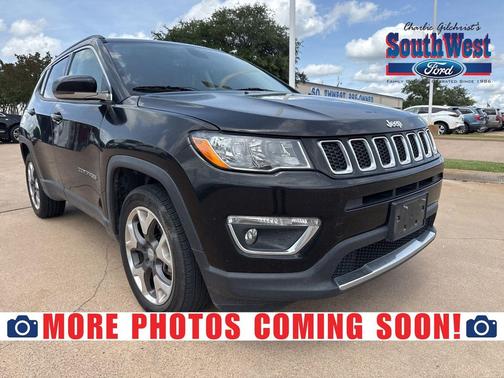 Diamond Black Crystal Pearlcoat 2018 Jeep Compass Limited