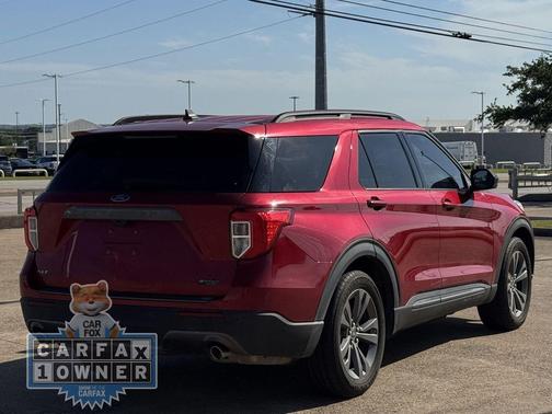 Red Metallic 2022 Ford Explorer XLT