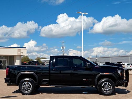 2024 GMC Sierra 2500 AT4