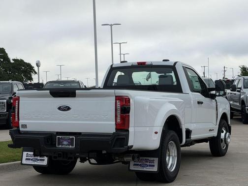 OXFORD WHITE 2026 Ford F-350 XL