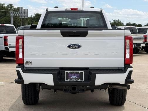 OXFORD WHITE 2026 Ford F-250 XL
