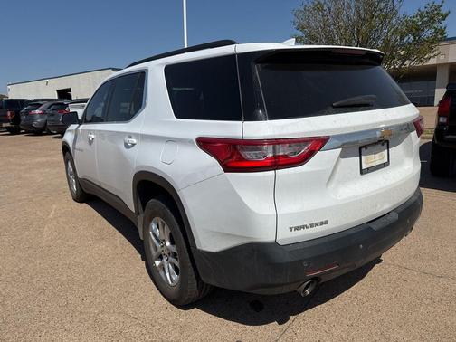 Summit White 2021 Chevrolet Traverse LT Leather