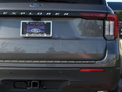 CARBONIZED GRAY METALLIC 2026 Ford Explorer Active