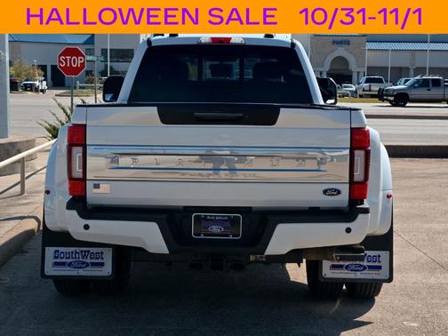 2022 Ford F-350 Platinum