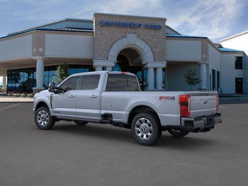2025 Ford F-350 Lariat Super Duty
