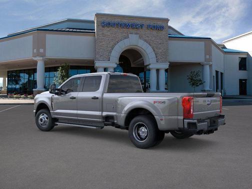 2025 Ford F-350 XLT