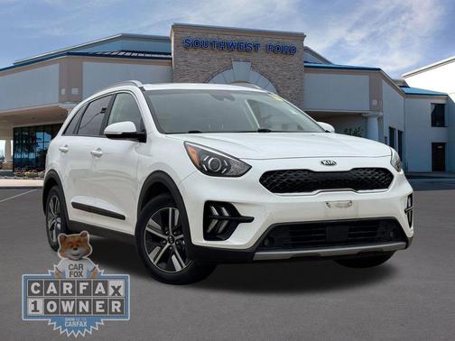 Snow White Pearl 2021 Kia Niro EX Premium