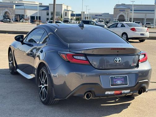 2024 Toyota GR86 Base