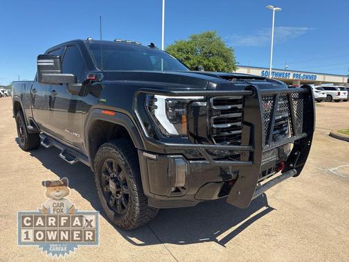 Onyx Black 2024 GMC Sierra 2500 AT4