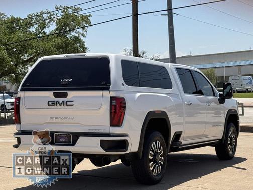 White Frost Tricoat 2024 GMC Sierra 2500 Denali Ultimate