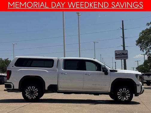 White Frost Tricoat 2024 GMC Sierra 2500 Denali Ultimate