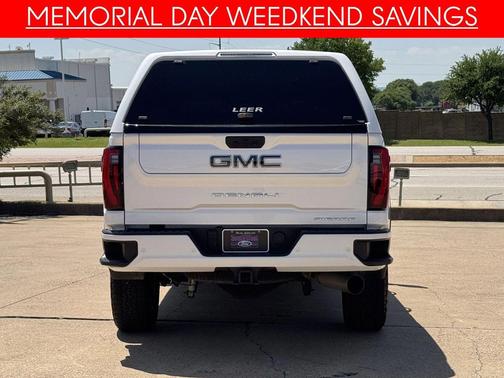 White Frost Tricoat 2024 GMC Sierra 2500 Denali Ultimate