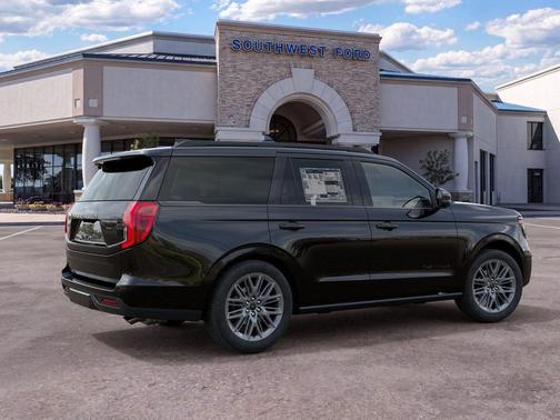 Black Metallic 2027 Ford Expedition Platinum