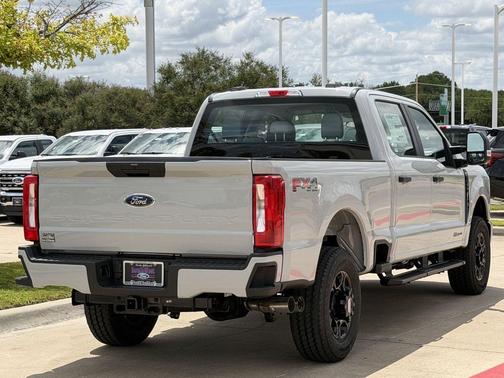 AVALANCHE 2026 Ford F-250 XL