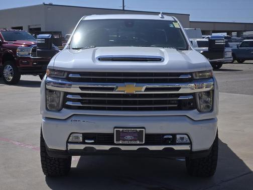 2022 Chevrolet Silverado 2500 High Country