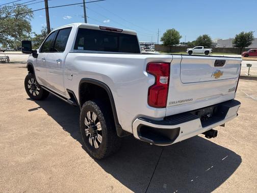2022 Chevrolet Silverado 2500 High Country
