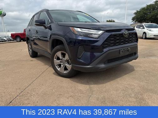 2023 Toyota RAV4 XLE