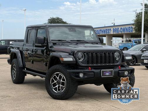 Black Clearcoat 2024 Jeep Gladiator Rubicon