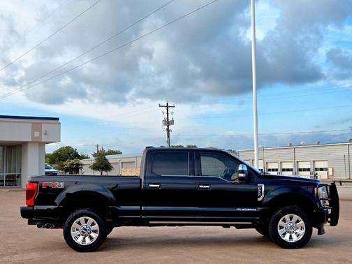 2022 Ford F-350 Platinum