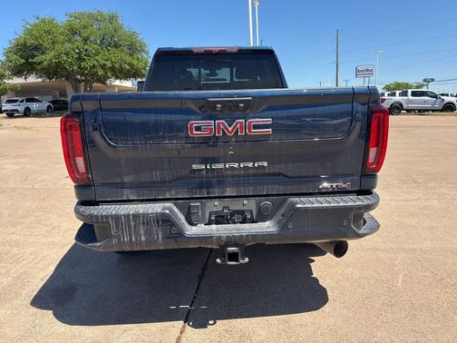 Pacific Blue Metallic 2023 GMC Sierra 2500 AT4