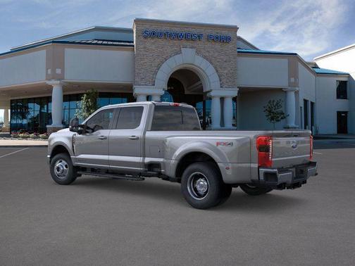 2026 Ford F-350 Lariat Super Duty