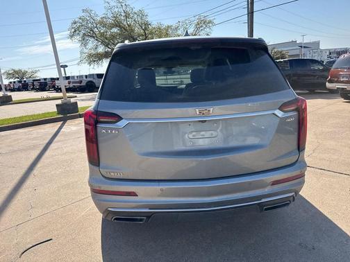 Argent Silver Metallic 2023 Cadillac XT6 Premium Luxury FWD