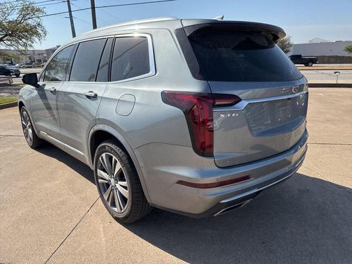 Argent Silver Metallic 2023 Cadillac XT6 Premium Luxury FWD