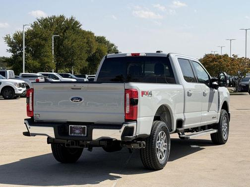 Carbonized Gray Metallic 2026 Ford F-250 Lariat