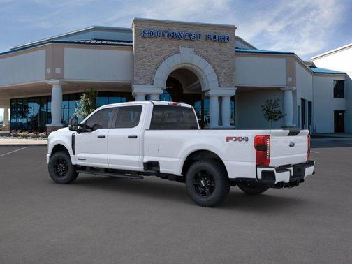 2025 Ford F-350