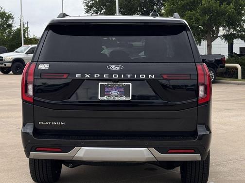 Dark Matter Gray Metallic 2026 Ford Expedition Platinum